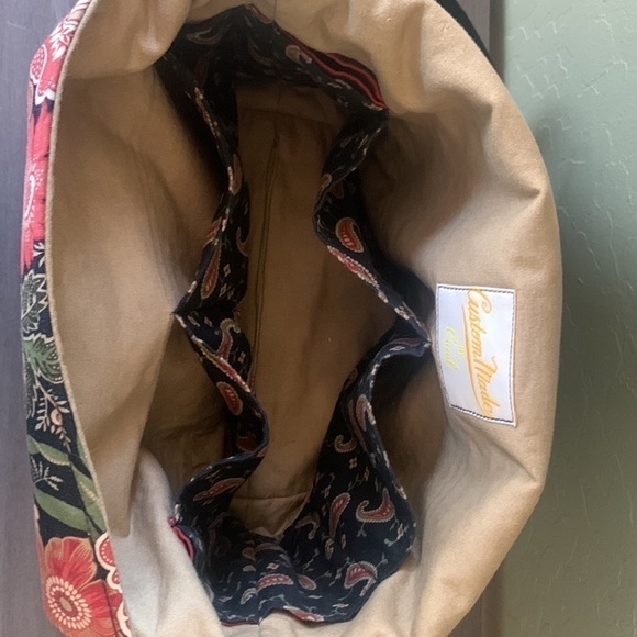 Handmade Quilted Floral Set Custom Shoulder Bag Matching Sunglass Phone Wristlet - Picture 11 of 12